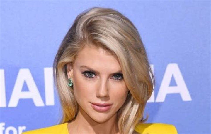 Charlotte McKinney Height, Weight, Net Worth, Age, Birthday, Wikipedia, Who, Nationality, Biography