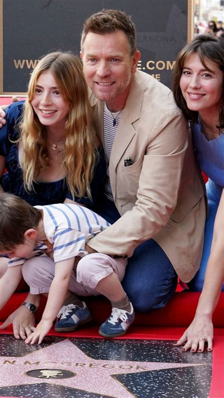 
Cory Monteith Parents: Who Are Ann McGregor And Joe Monteith? Kids Family And Net Worth 