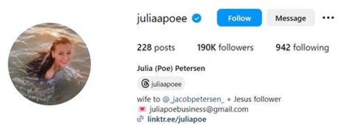 Julia Poe Height, Weight, Net Worth, Age, Birthday, Wikipedia, Who, Nationality, Biography