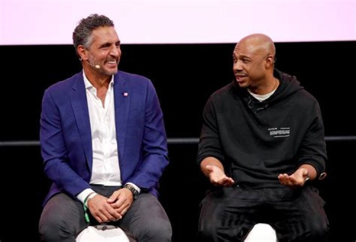 Kareem Hunt Height, Weight, Net Worth, Age, Birthday, Wikipedia, Who, Nationality, Biography