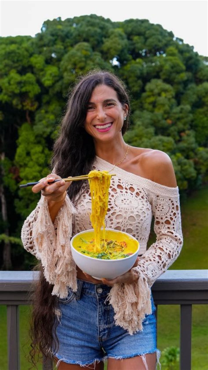 
Kristina Carrillo-Bucaram Height, Weight, Net Worth, Age, Birthday, Wikipedia, Who, Instagram, Biography 