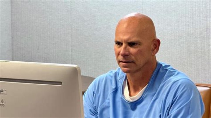 Lyle Menendez Facts, Age, Birthday, Wikipedia, Who, Family, Biography