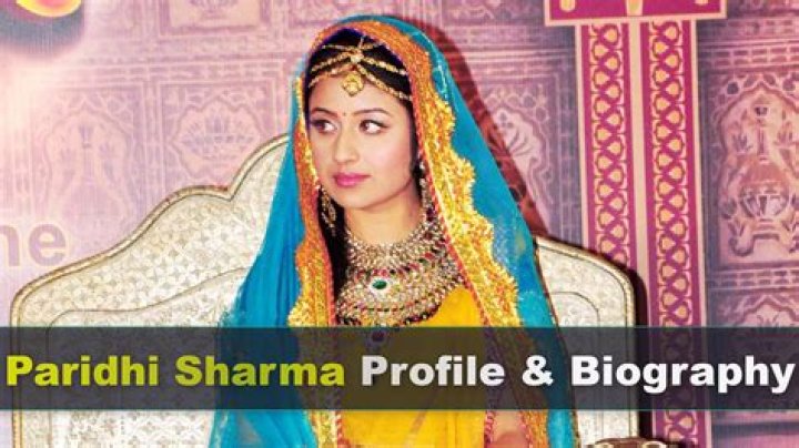 
Paridhi Sharma Height, Weight, Net Worth, Age, Birthday, Wikipedia, Who, Nationality, Biography 