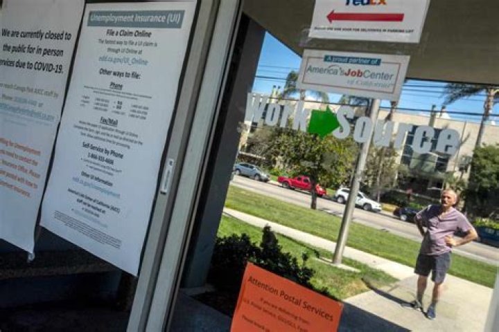 
Rapper Nuke Bizzle Sentenced to Over 6 Years After Bragging About Stealing Pandemic Aid 