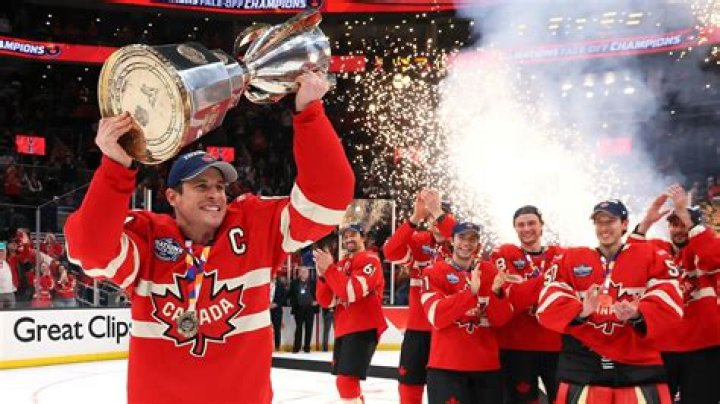 
What Happened To Sidney Crosby, Is He Hurt? Surprise Exit During The Game Explained 