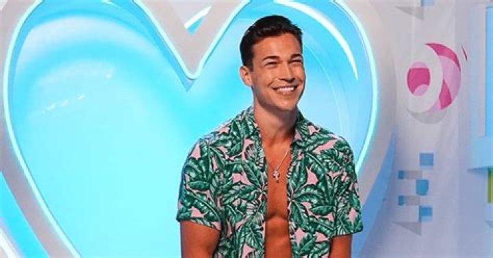 Who Is Andy Voyen On Love Island USA Season 4? Meet The Realtor & Model Looking For Love